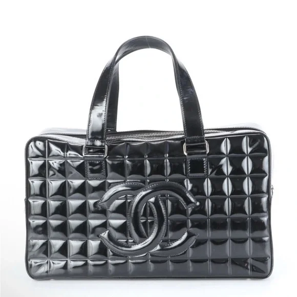 Chanel Patent Chocolate Bar Bag - Picture 2 of 13